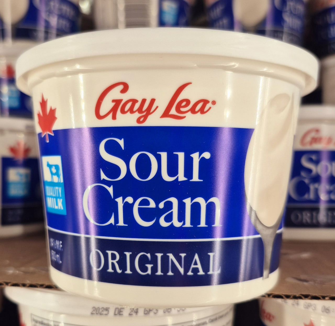Gay Lea 14% Sour Cream - 1 x 500 ML