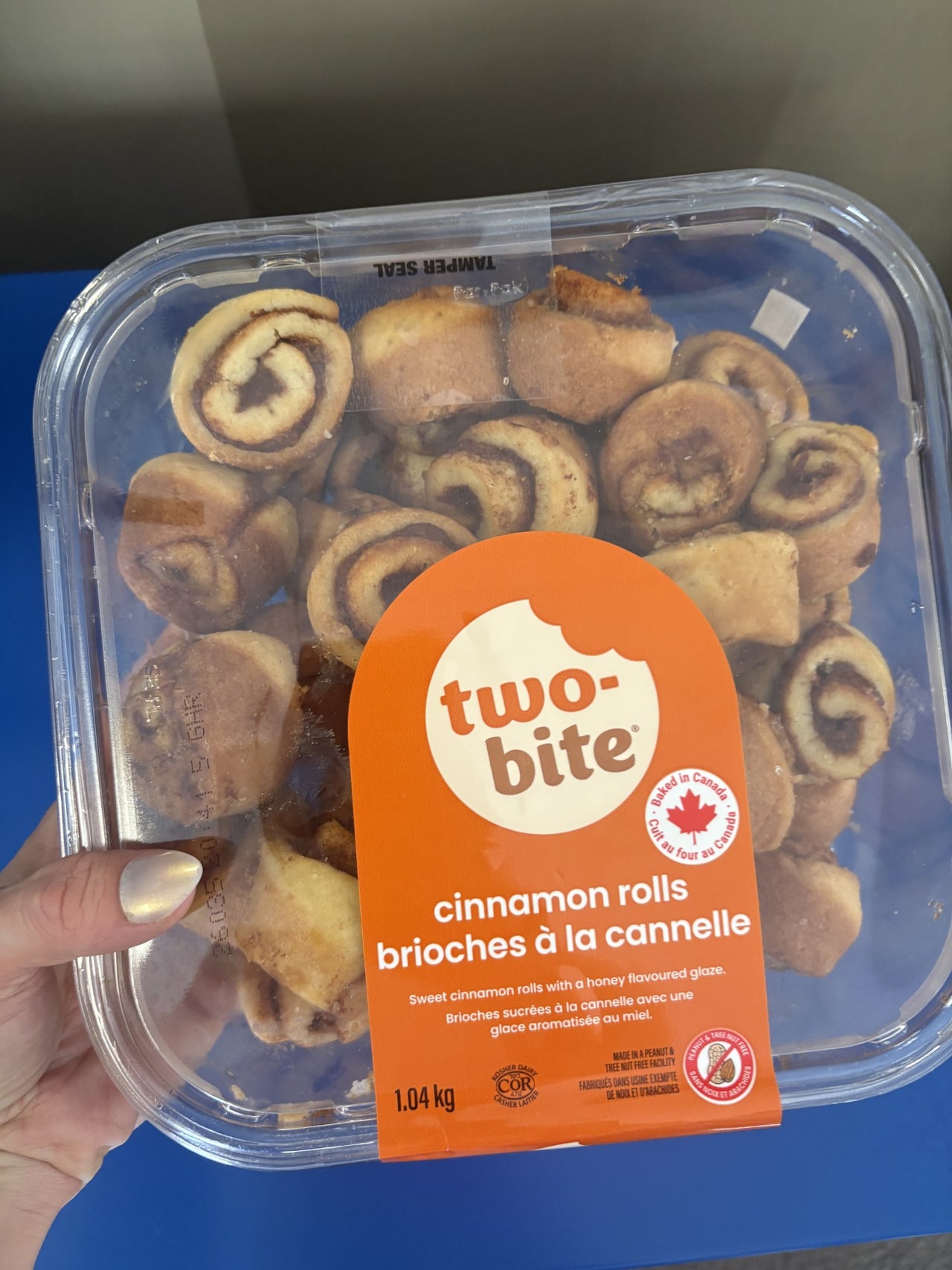 Two-Bite Cinnamon Rolls - 1 x 1.04 KG