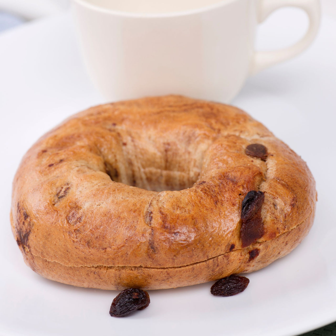 Image of Cinnamon Raisin Bagels 12-Pack - 2 x 750 Grams